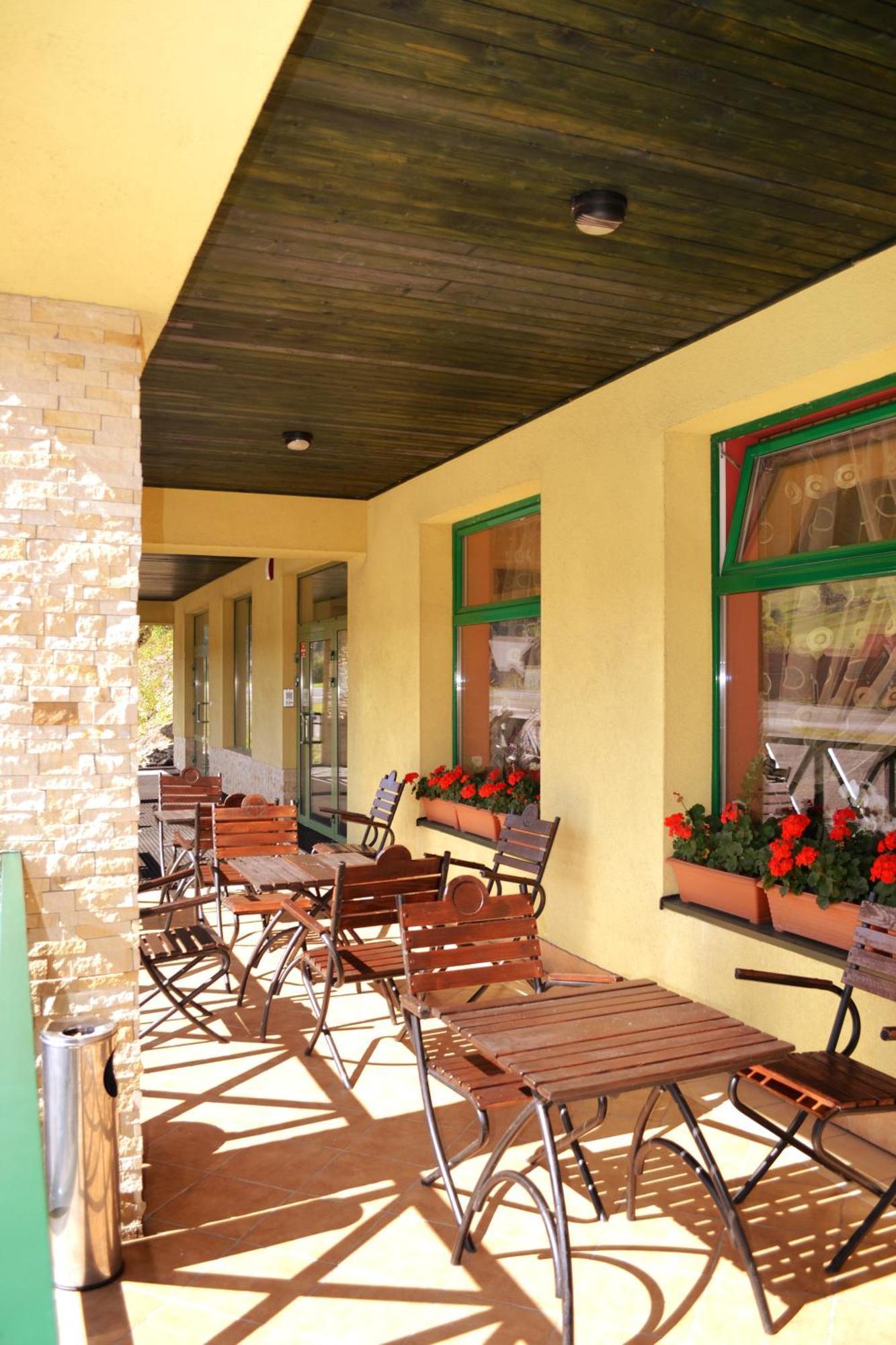 Osrodek Pegaz Hotel Duszniki Zdroj Ngoại thất bức ảnh